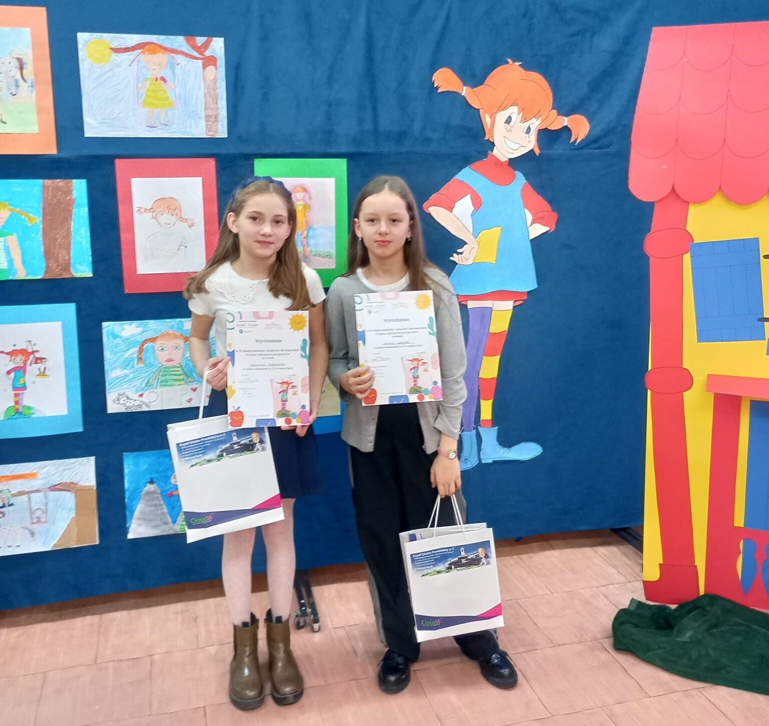 Nasze uczennice z wyróżnieniem w konkursie recytatorskim