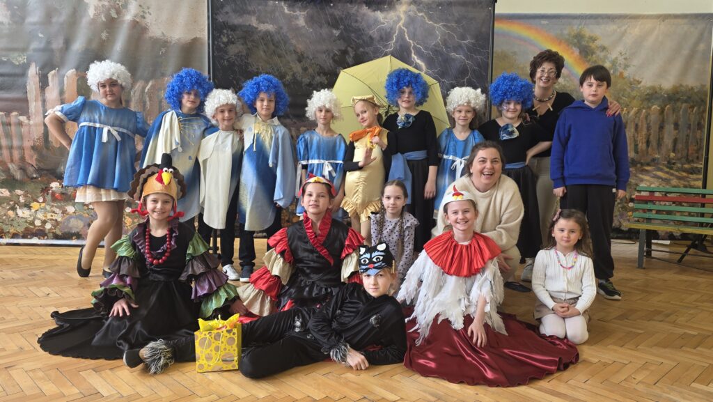 Teatr Uśmiechu – uczy i bawi