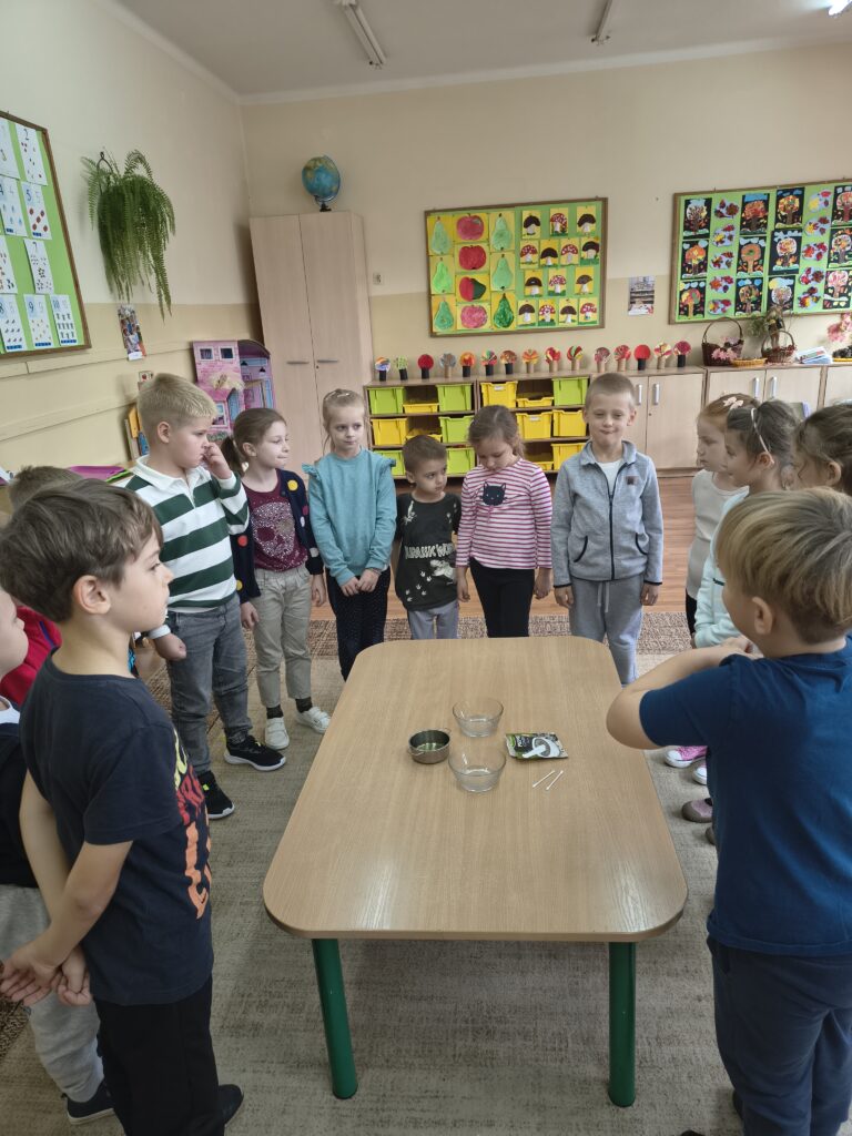 Mali naukowcy i „uciekający pieprz”!